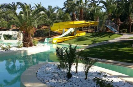 OUT OF THE BLUE RESORT (EXCLUSIVE RETREAT)