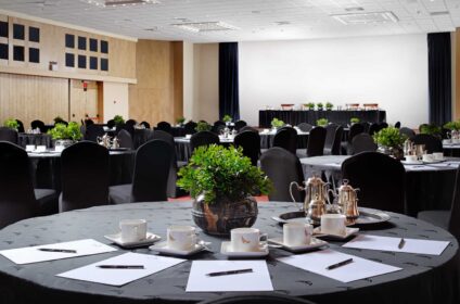 OUT OF THE BLUE RESORT (EXCLUSIVE RETREAT)