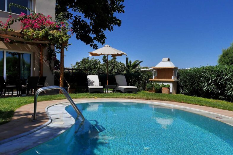 OUT OF THE BLUE RESORT (EXCLUSIVE RETREAT)