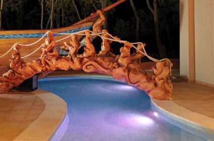 OUT OF THE BLUE RESORT (EXCLUSIVE RETREAT)