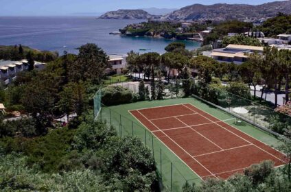 OUT OF THE BLUE RESORT (EXCLUSIVE RETREAT)