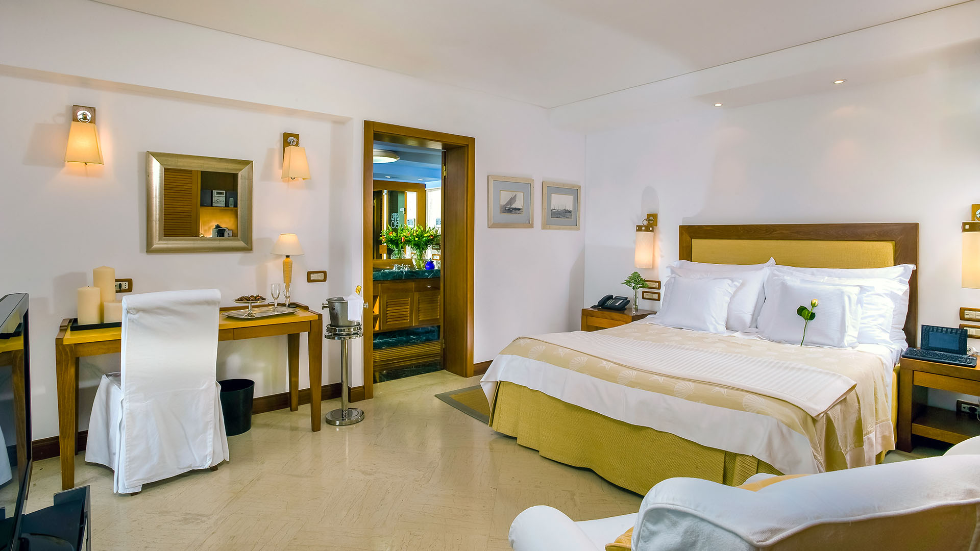 ELOUNDA BEACH RESORT & VILLAS