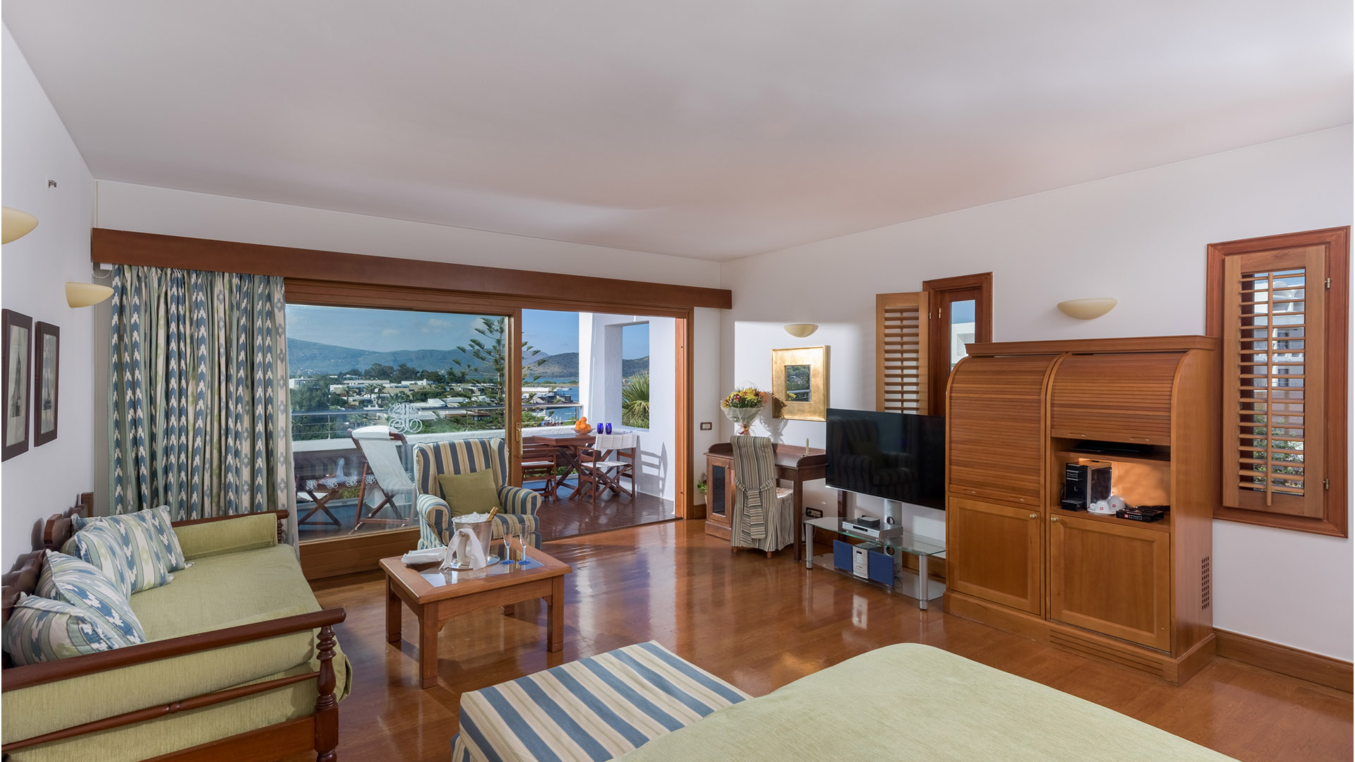 ELOUNDA BEACH RESORT & VILLAS