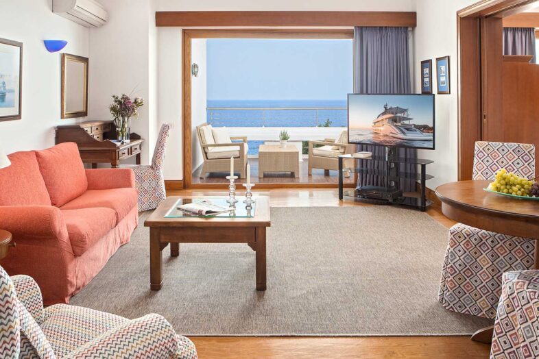 ELOUNDA BEACH RESORT & VILLAS