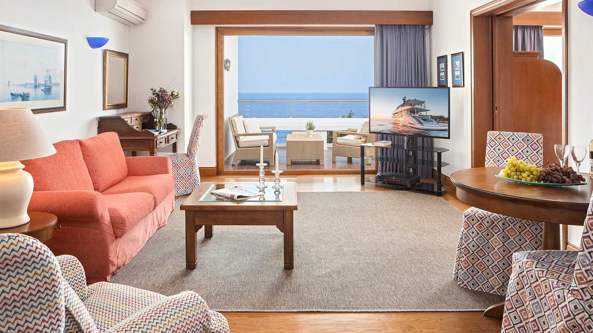 ELOUNDA BEACH RESORT & VILLAS