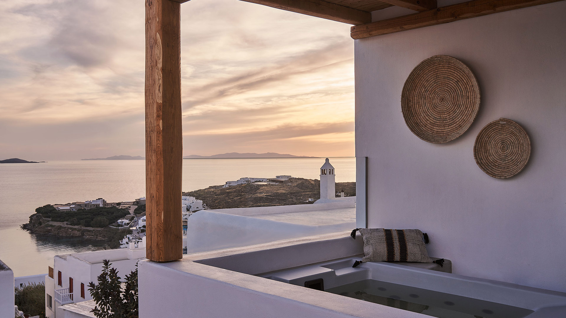 AMYTH OF MYKONOS