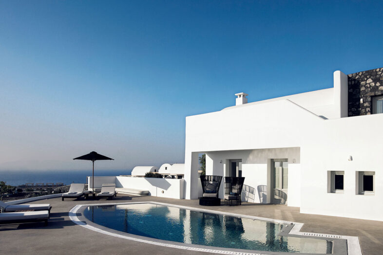 SANTO PURE OIA SUITES & VILLAS