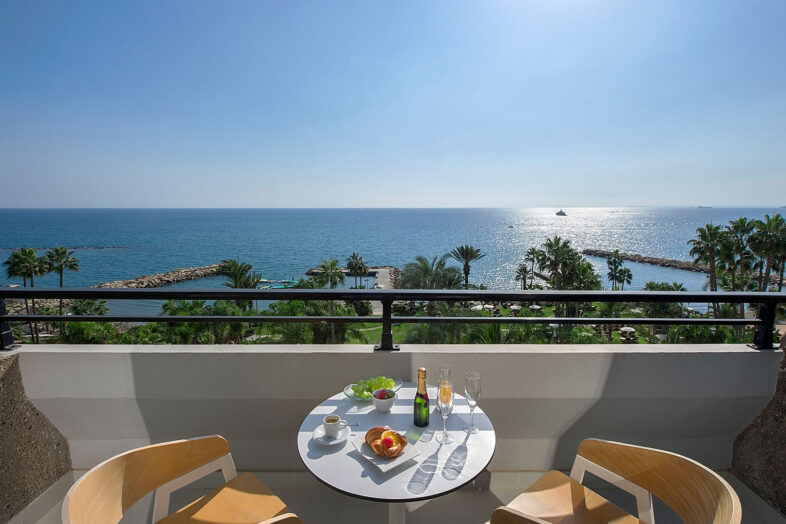 AMATHUS BEACH CYPRUS