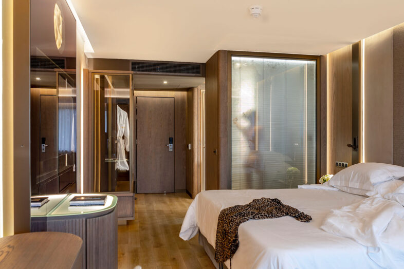 AMATHUS BEACH CYPRUS