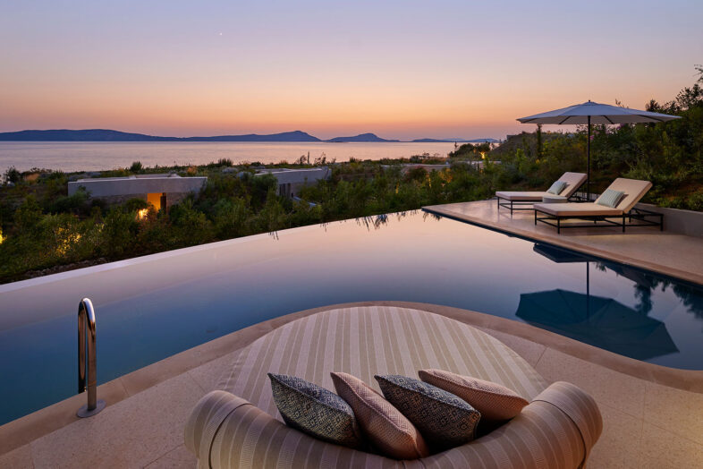 COSTA NAVARINO MANDARIN ORIENTAL