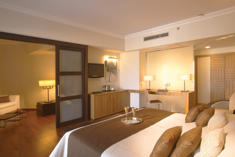 ELYSIUM RESORT & SPA