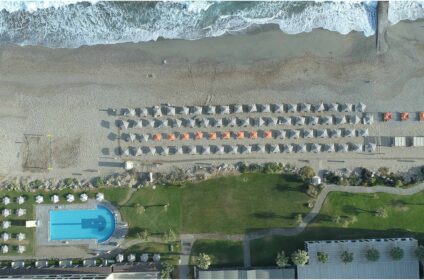 AQUILA RITHYMNA BEACH