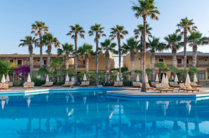 AQUILA RITHYMNA BEACH