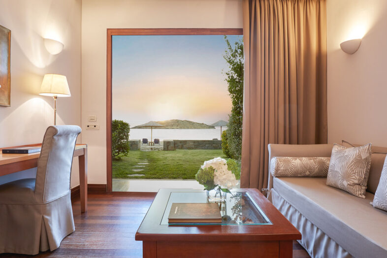 GRAND RESORT LAGONISSI