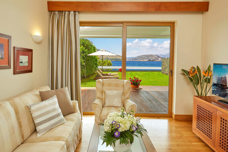 GRAND RESORT LAGONISSI