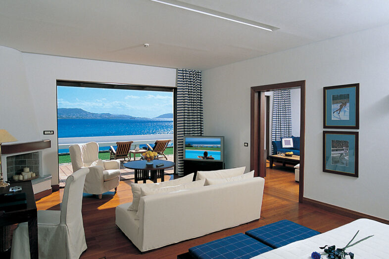 GRAND RESORT LAGONISSI