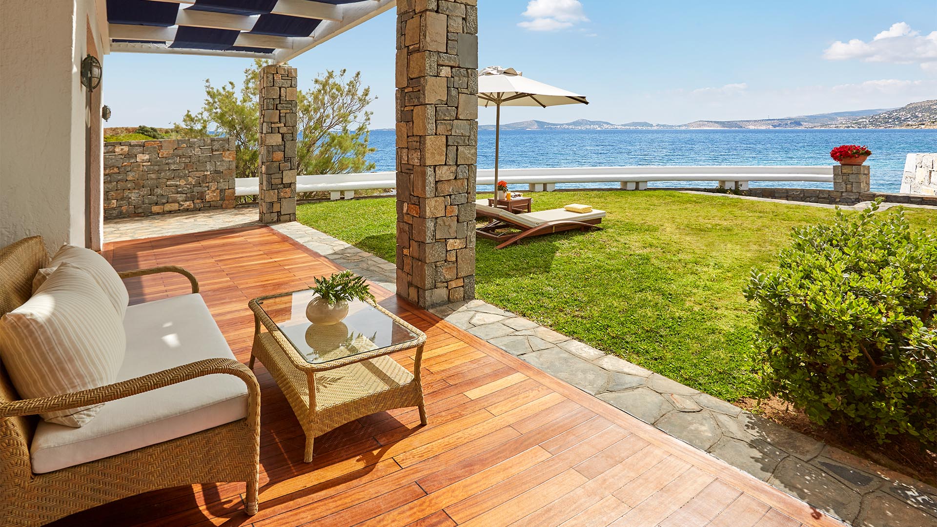 GRAND RESORT LAGONISSI