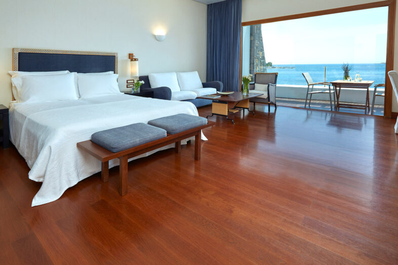 GRAND RESORT LAGONISSI