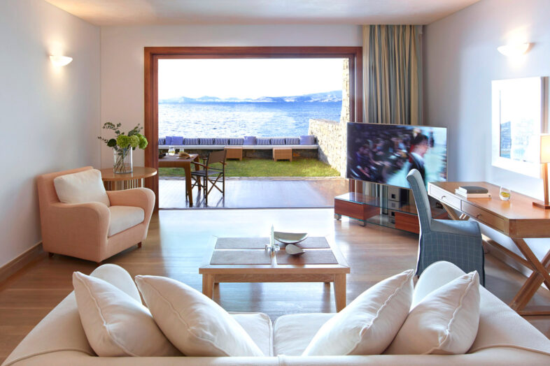 GRAND RESORT LAGONISSI