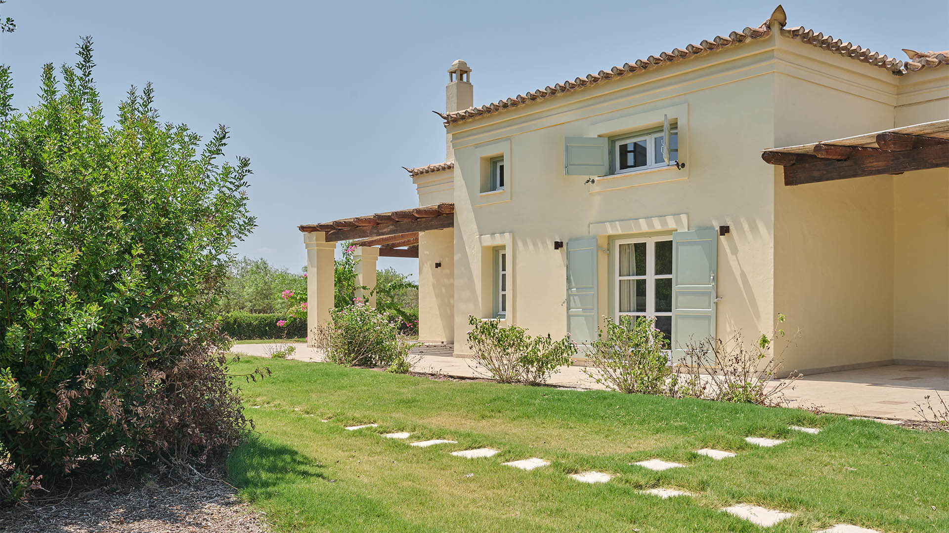 NIKKI BEACH RESORT & SPA