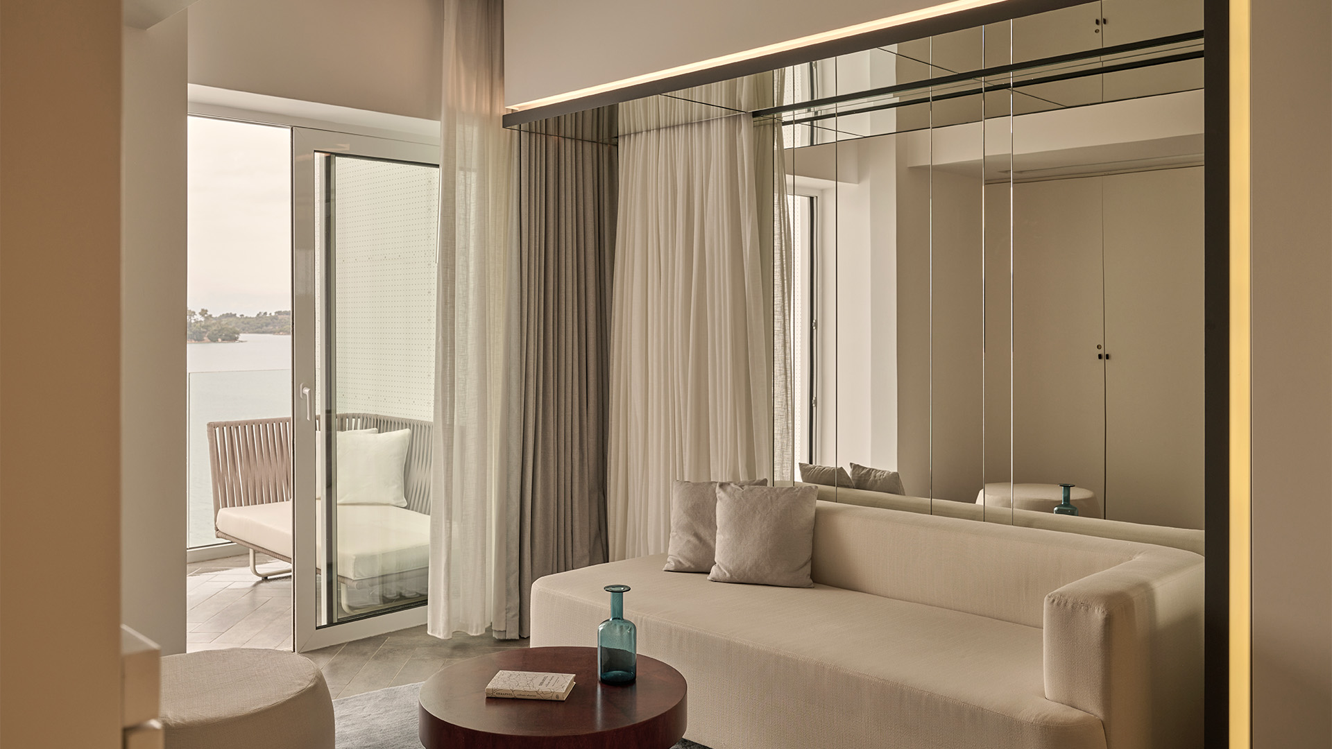 NIKKI BEACH RESORT & SPA