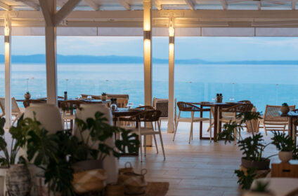 DOMES NORUZ KASSANDRA