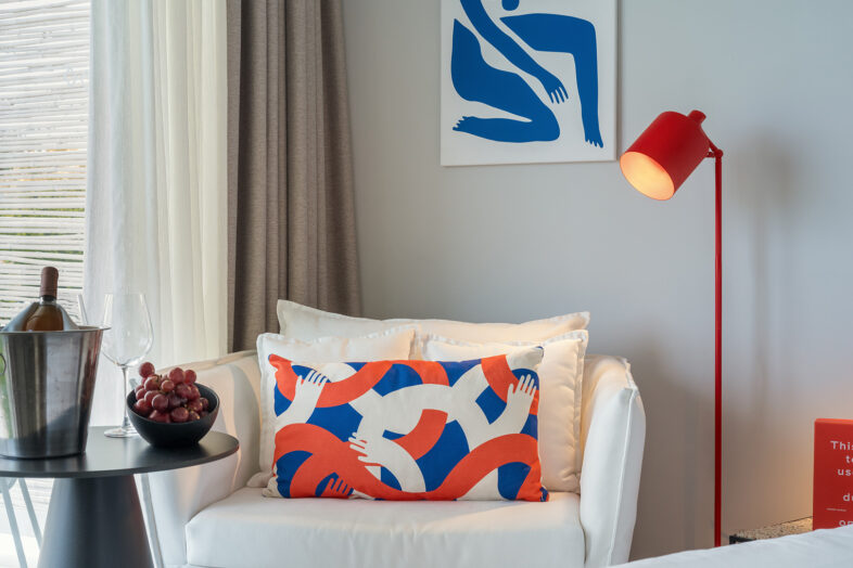 DOMES NORUZ KASSANDRA