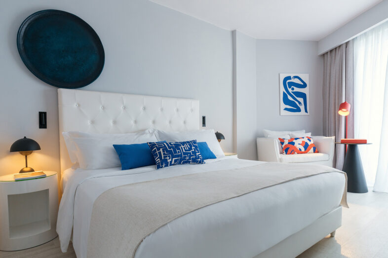 DOMES NORUZ KASSANDRA