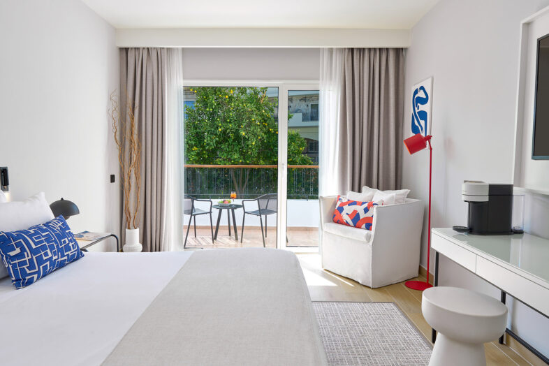 DOMES NORUZ KASSANDRA