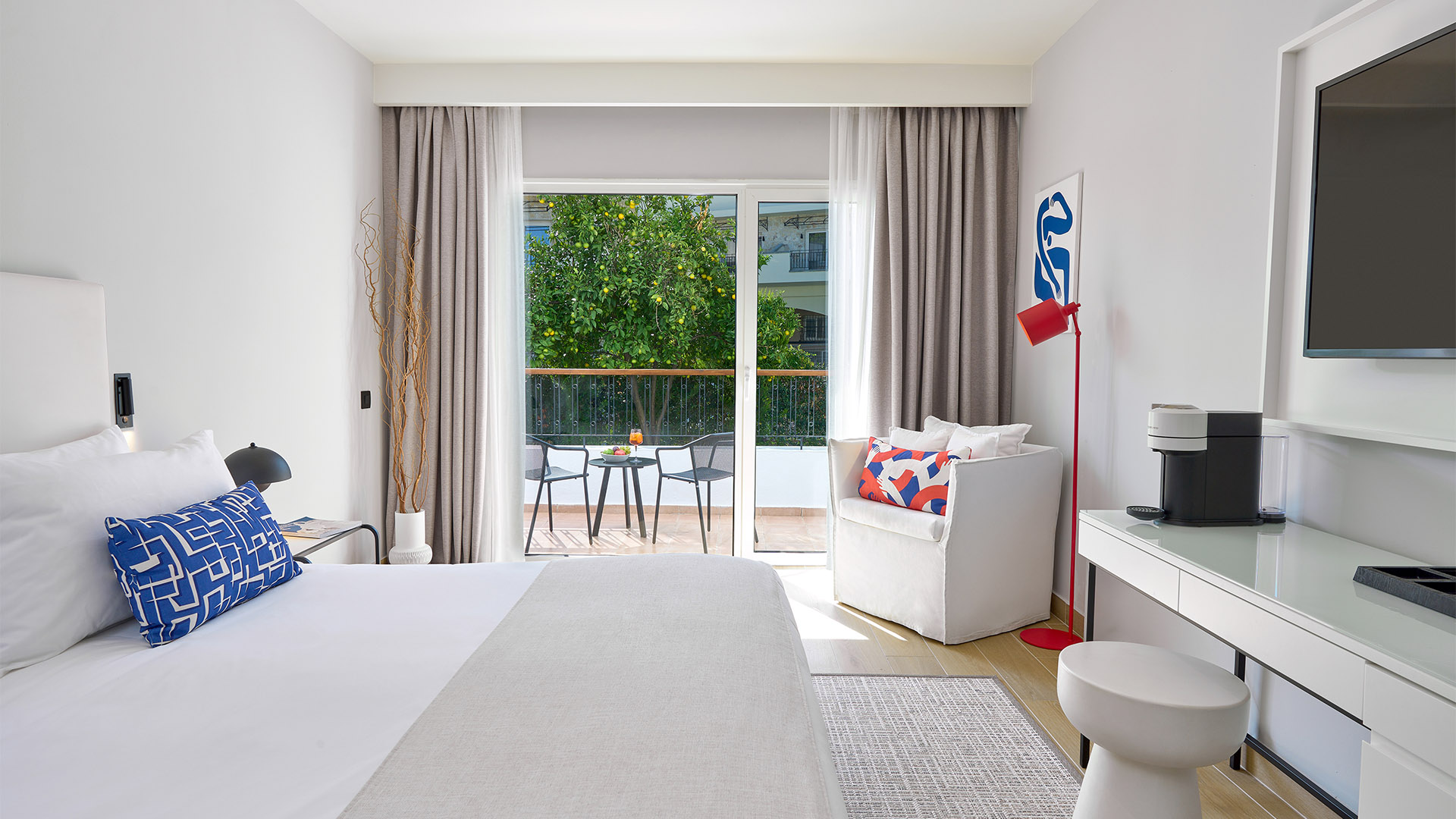 DOMES NORUZ KASSANDRA