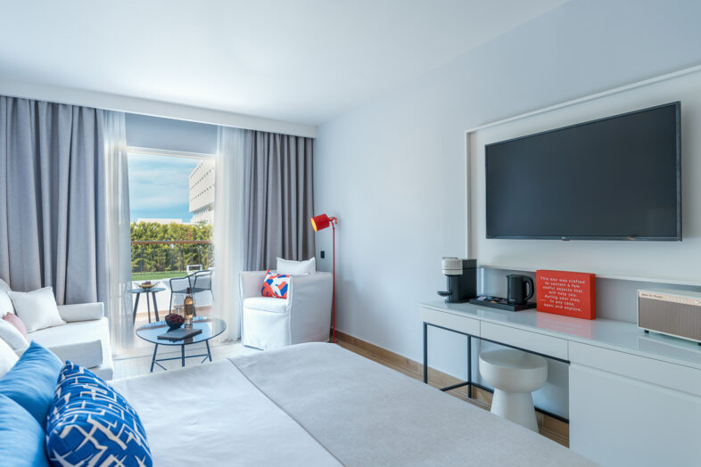 DOMES NORUZ KASSANDRA