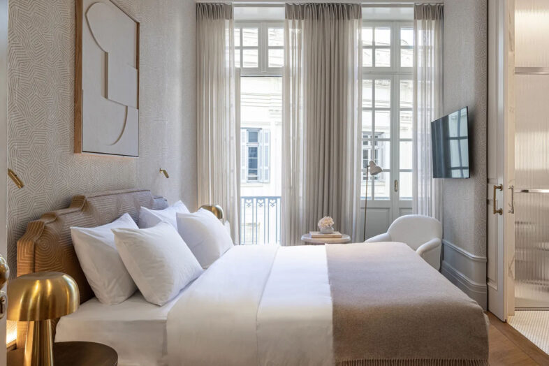 THE DOLLI AT ACROPOLIS A HOTEL TO LIVE