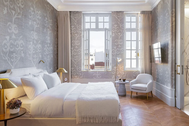 THE DOLLI AT ACROPOLIS A HOTEL TO LIVE