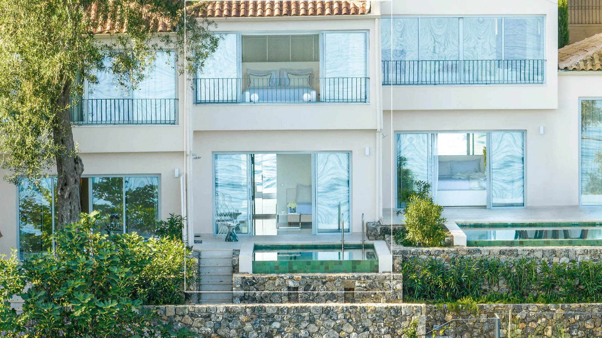 CORFU IMPERIAL A GRECOTEL RESORT TO LIVE AT KOMMENO PENINSULA