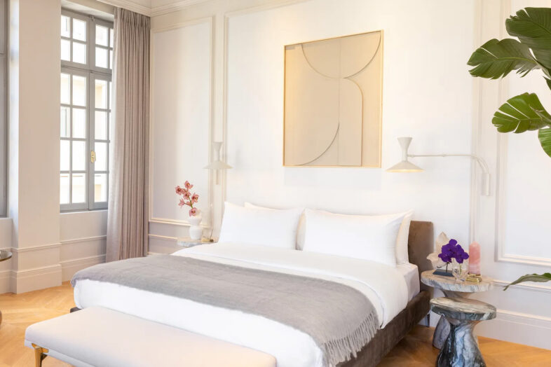 THE DOLLI AT ACROPOLIS A HOTEL TO LIVE