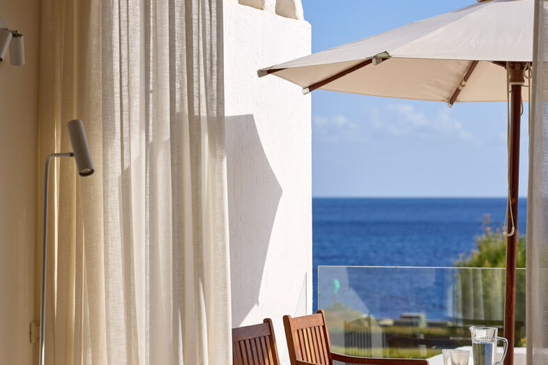 ST. NICOLAS BAY RESORT HOTEL & VILLAS