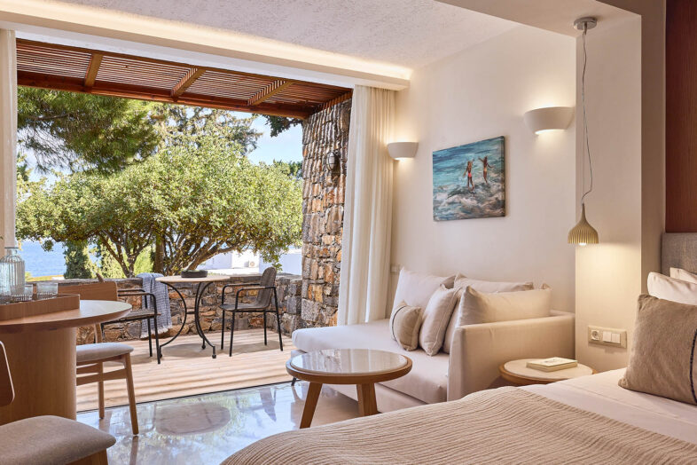 ST. NICOLAS BAY RESORT HOTEL & VILLAS