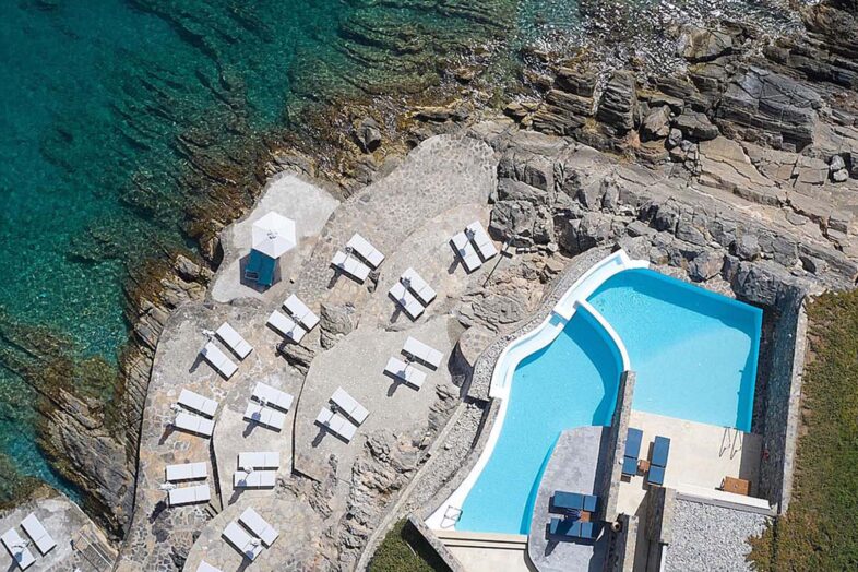 ST. NICOLAS BAY RESORT HOTEL & VILLAS