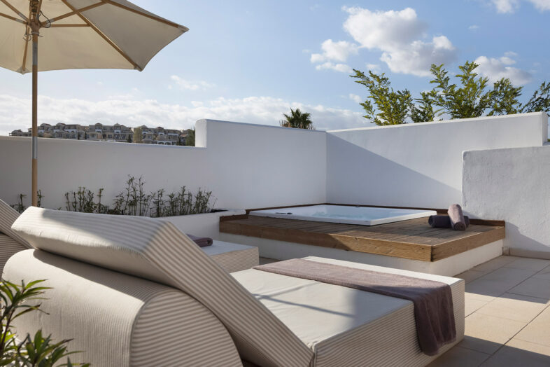 AULUS LINDOS RHODES, CURIO COLLECTION BY HILTON